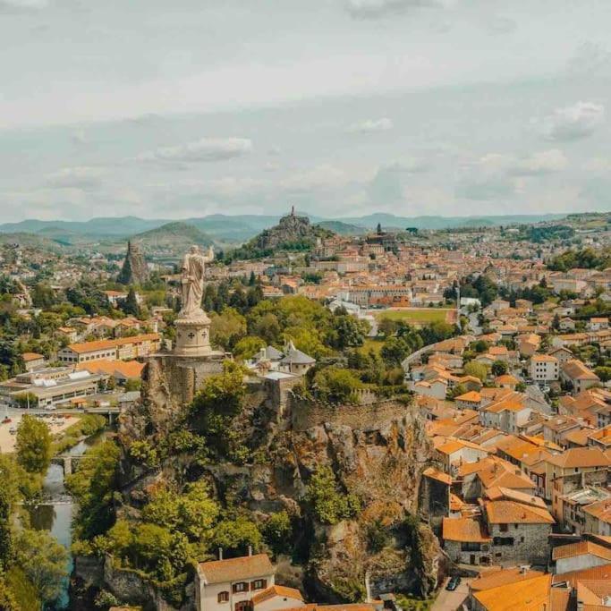 Maison Atypique - Centre Historique - Puy En Velay Le Puy-en-Velay Exterior foto